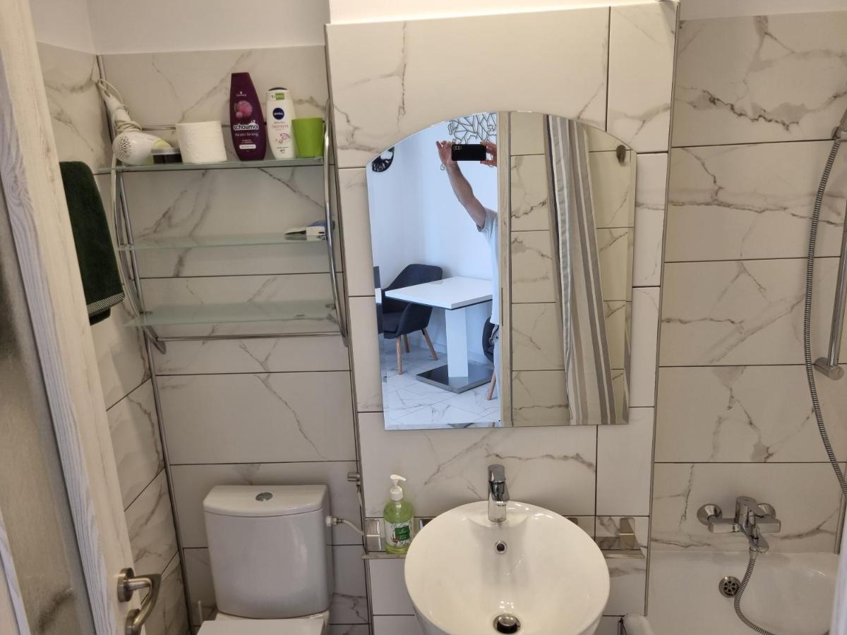 Elisabeta Studio Apartment Bucarest Exterior foto